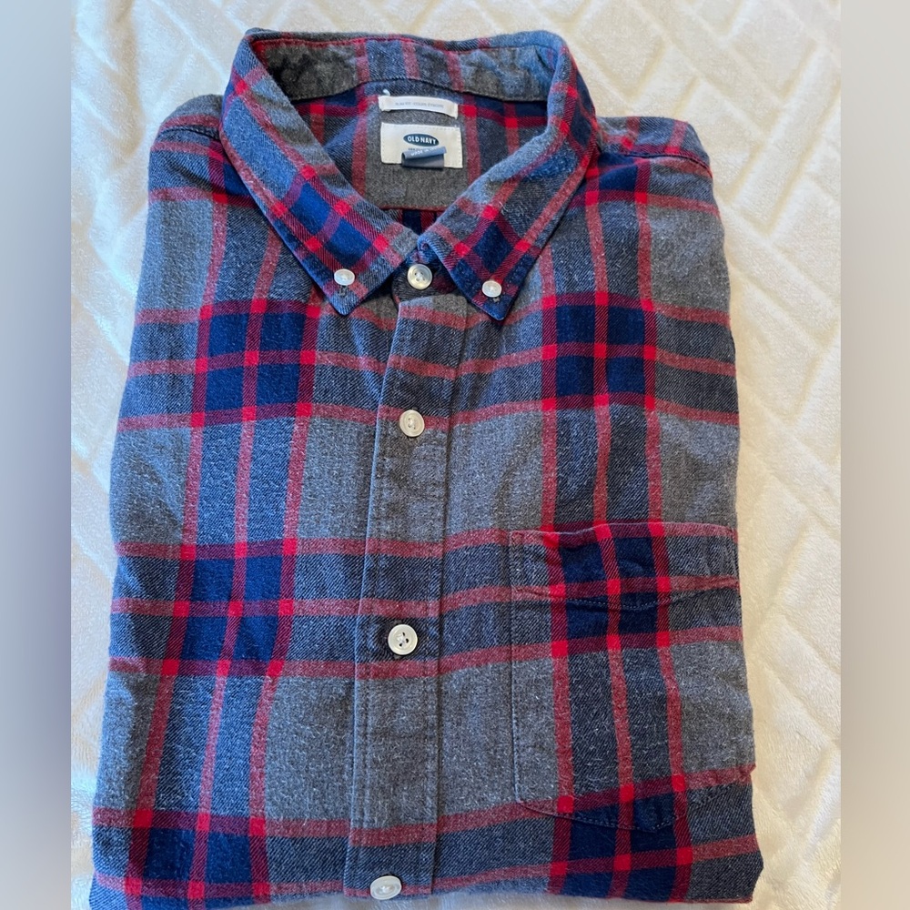 Old Navy Men’s flannel shirt